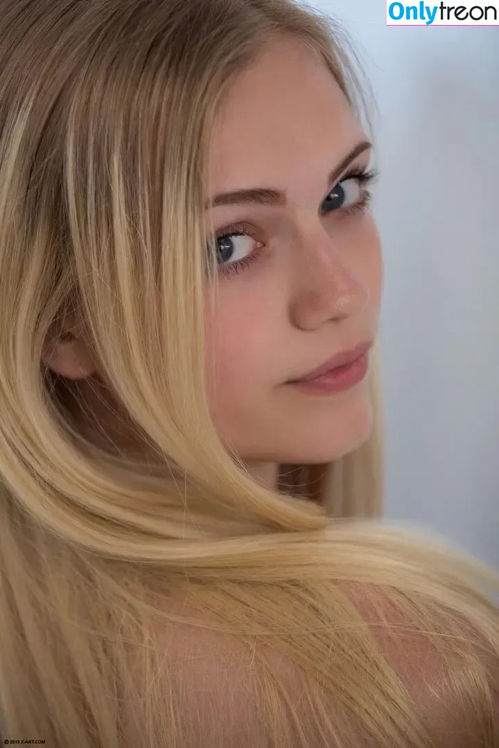 Alex Grey nude photo #0538 (Alexia / alexgreyxxx / guyferrariii)