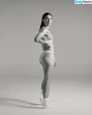 Alex Morgan / alexmorgan13 / alexmorgan_x nude photo #0078