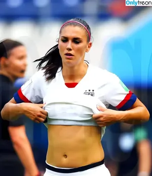 Alex Morgan / alexmorgan13 / alexmorgan_x nude photo #0113