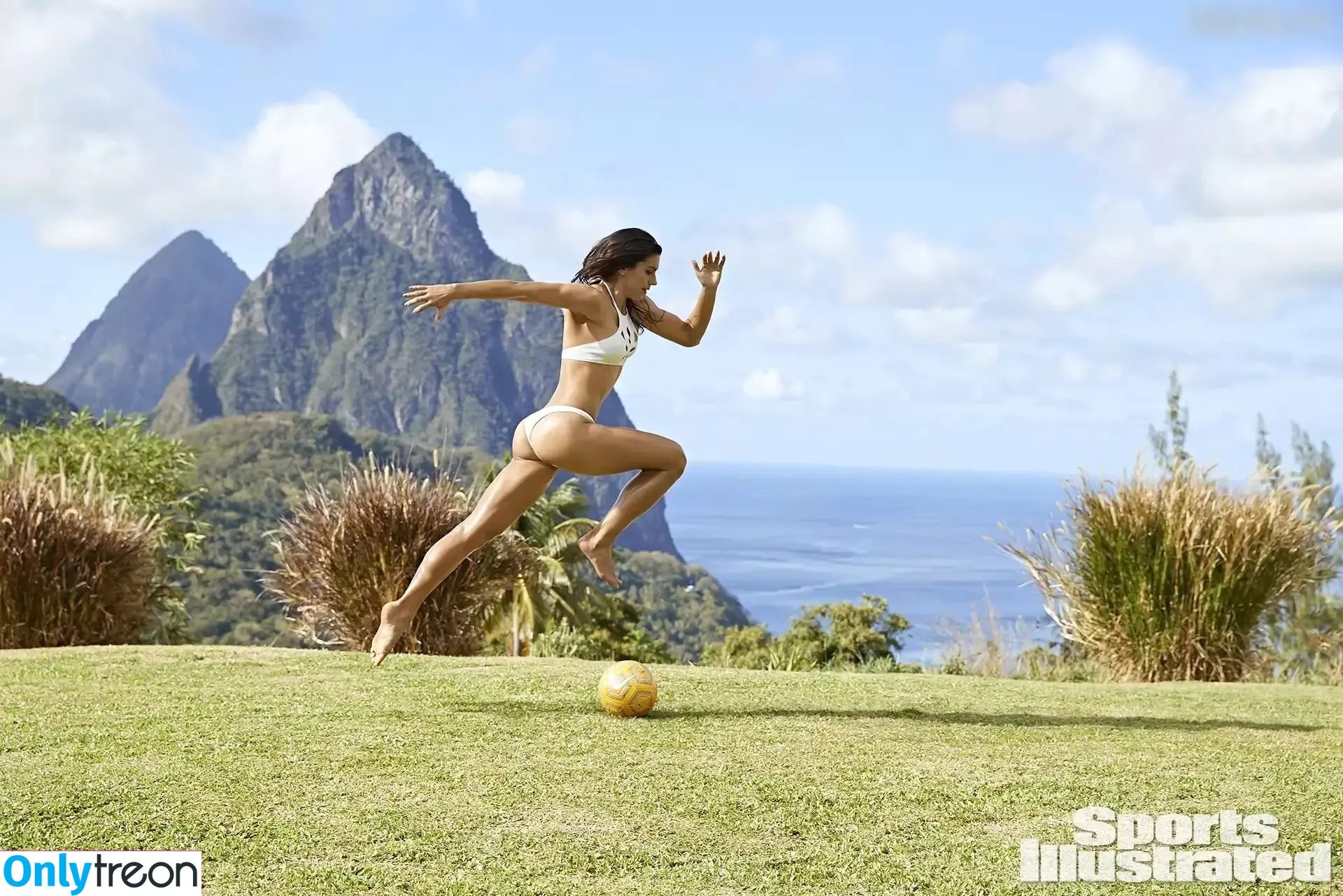 Alex Morgan nude photo #0064 (alexmorgan13 / alexmorgan_x)