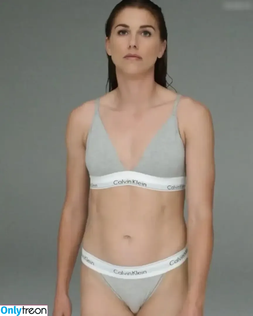 Alex Morgan nude photo #0079 (alexmorgan13 / alexmorgan_x)
