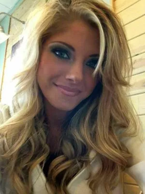 Alexa Bliss / WWE / alexa_bliss_wwe_ / alexafansite nude photo #0245