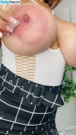 Alexa Pearl / Alexapearl / JosephX2k22 / alexa_pearlfans / missalexapearl nude photo #2710