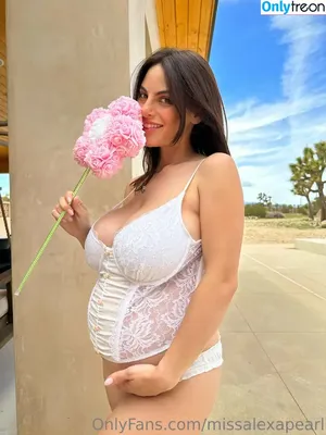 Alexa Pearl / Alexapearl / JosephX2k22 / alexa_pearlfans / missalexapearl nude photo #5573