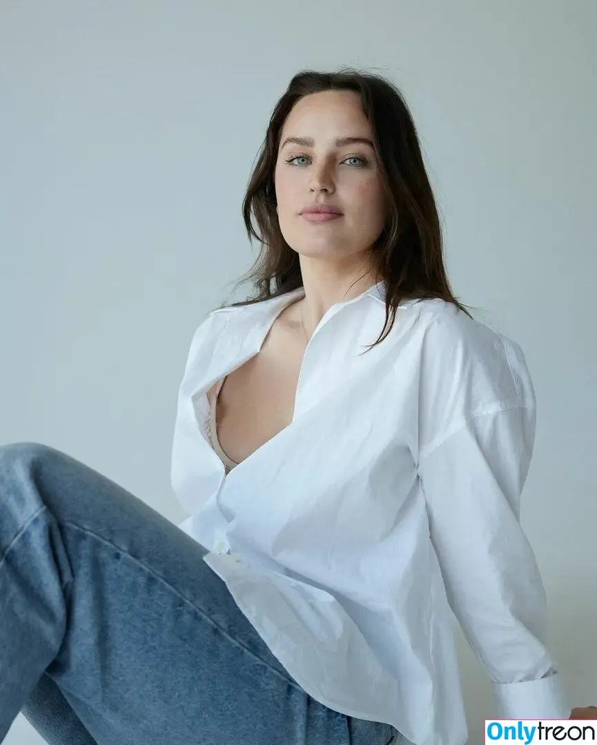 Alexandra Berggren nude photo #0001 (alexxandraberggren)
