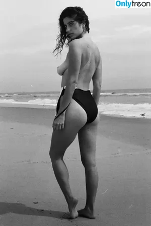  nude photo #0030