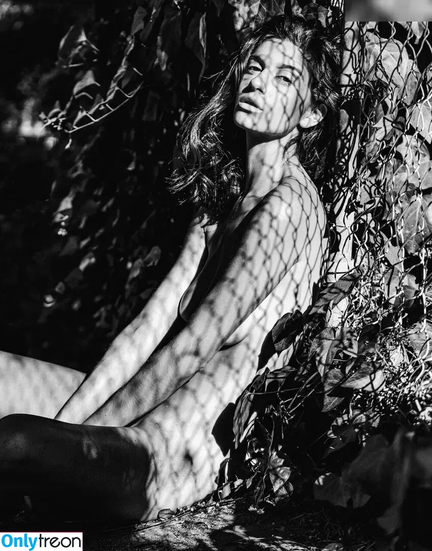Alexandra Berlingieri nude photo #0006 (Alexandra Berlingieri)