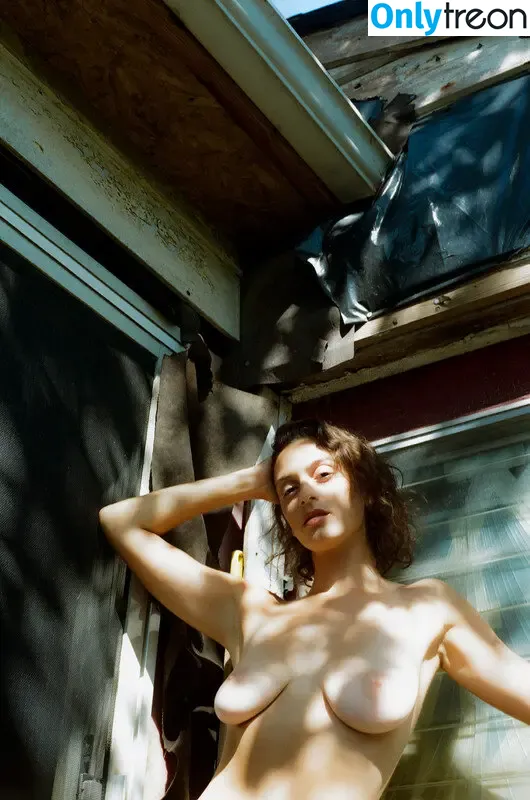 Alexandra Berlingieri nude photo #0072 (Alexandra Berlingieri)