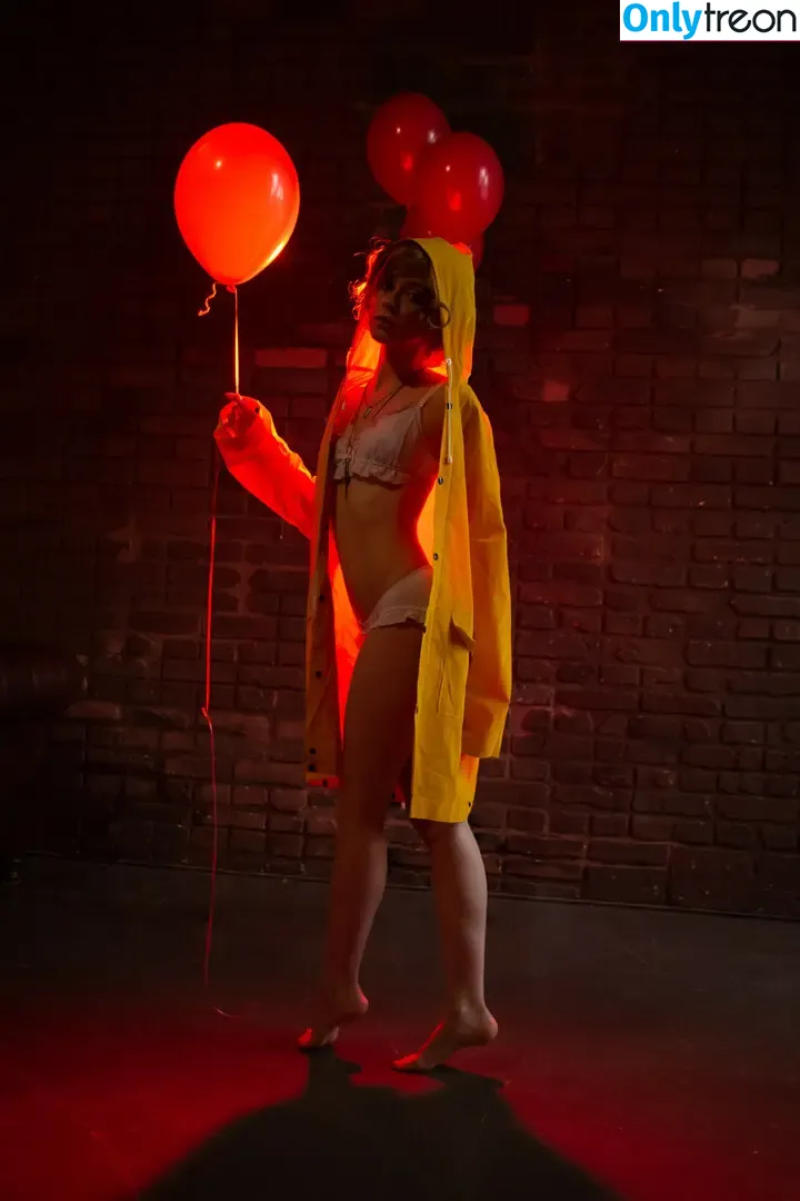 Alexandra Bodler nude photo #1288 (Caterpillar / caterpillar_cos / caterpillarcos)