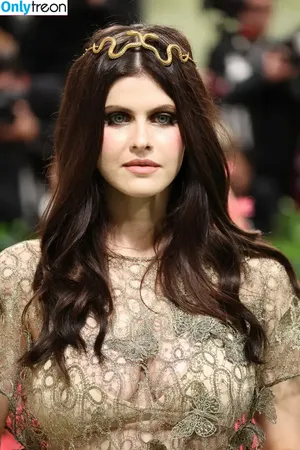 Alexandra Daddario / alexandradaddario nude photo #2556