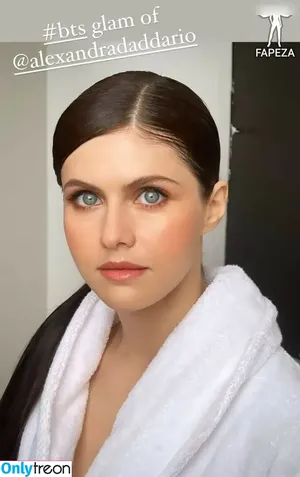 Alexandra Daddario / alexandradaddario nude photo #2829
