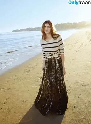 Alexandra Daddario / alexandradaddario nude photo #2890