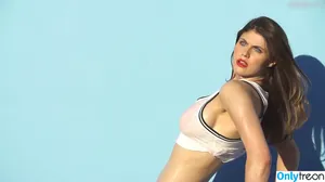 Alexandra Daddario / alexandradaddario nude photo #2901