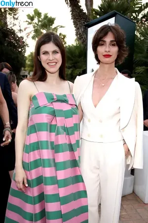 Alexandra Daddario / alexandradaddario nude photo #3049