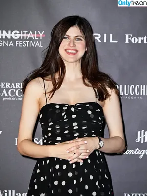 Alexandra Daddario / alexandradaddario nude photo #3161