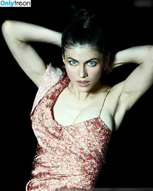 Alexandra Daddario / alexandradaddario nude photo #3175