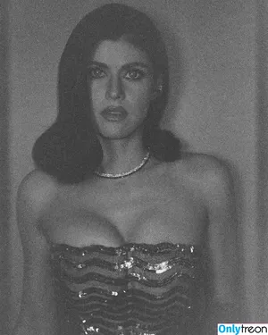 Alexandra Daddario / alexandradaddario nude photo #3210
