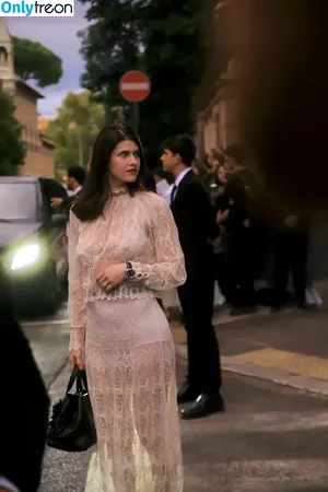 Alexandra Daddario / alexandradaddario nude photo #3760
