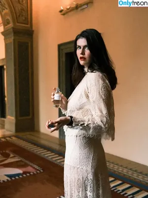 Alexandra Daddario / alexandradaddario nude photo #3817