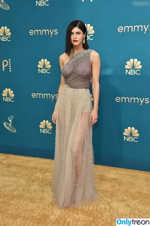 Alexandra Daddario / alexandradaddario nude photo #3828