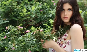 Alexandra Daddario / alexandradaddario nude photo #3846