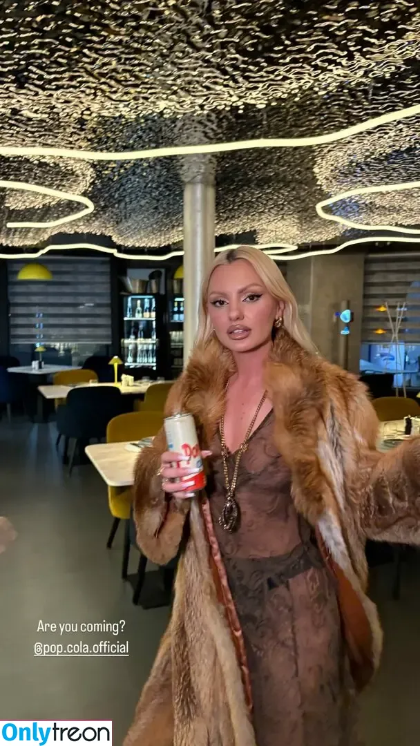 Alexandra Stan nude photo #1941 (alexandrastan)