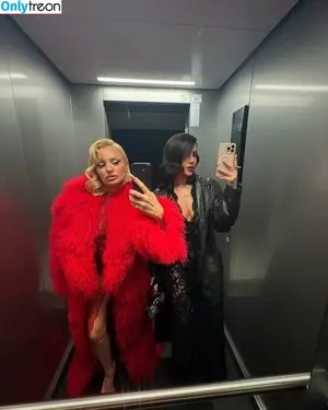 Alexandra Stan / alexandrastan nude photo #2135