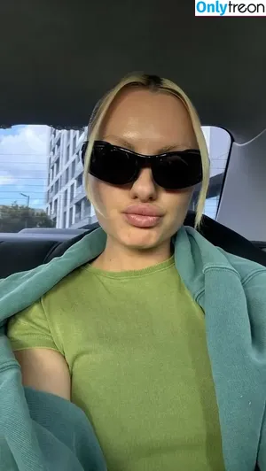 Alexandra Stan / alexandrastan nude photo #2138