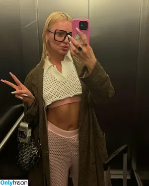 Alexandra Stan / alexandrastan nude photo #2161