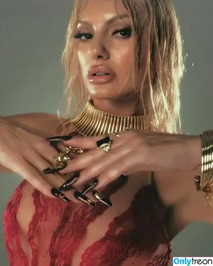 Alexandra Stan / alexandrastan nude photo #2203