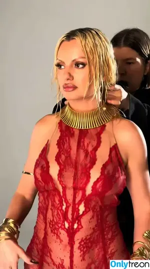Alexandra Stan / alexandrastan nude photo #2222