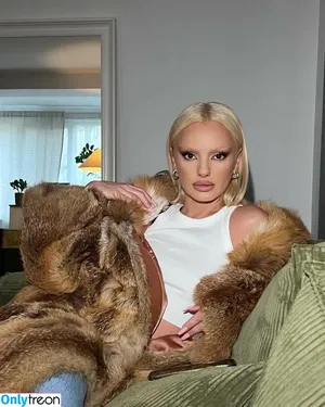 Alexandra Stan / alexandrastan nude photo #2304