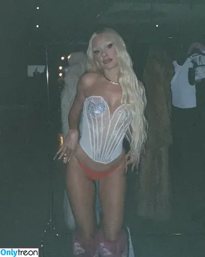 Alexandra Stan / alexandrastan nude photo #2332