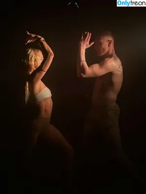 Alexandra Stan / alexandrastan nude photo #2360