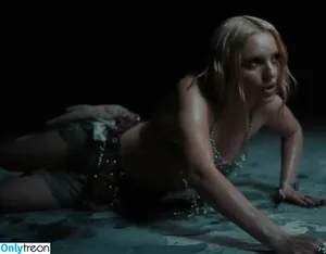Alexandra Stan / alexandrastan nude photo #2408