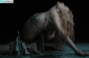 Alexandra Stan / alexandrastan nude photo #2416