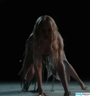 Alexandra Stan / alexandrastan nude photo #2420