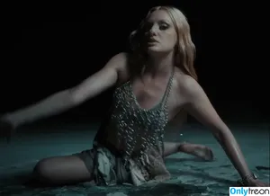 Alexandra Stan / alexandrastan nude photo #2425