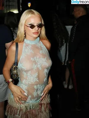 Alexandra Stan / alexandrastan nude photo #2618