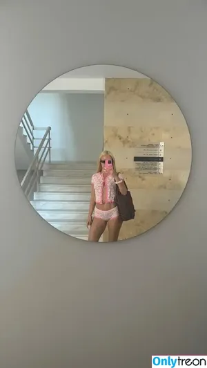 Alexandra Stan / alexandrastan nude photo #2676