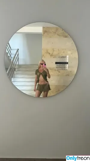Alexandra Stan / alexandrastan nude photo #2701