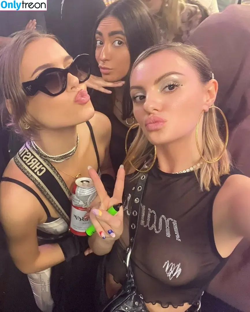 Alexandra Stan nude photo #2536 (alexandrastan)