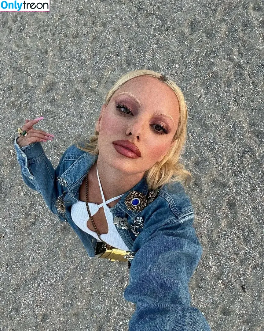 Alexandra Stan nude photo #2555 (alexandrastan)