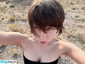 Alexandria Brady / Julie | eerilyrealistic / eerilyrealistic nude photo #0034