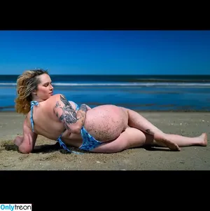 Alexandria_faith__ / alexandria_lux nude photo #0020