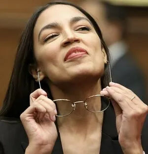 Alexandria Ocasio-Cortez / AOC / Alexandria Ocasio Cortez nude photo #0013