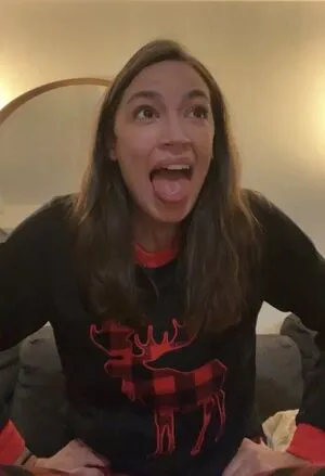 Alexandria Ocasio-Cortez / AOC / Alexandria Ocasio Cortez nude photo #0014