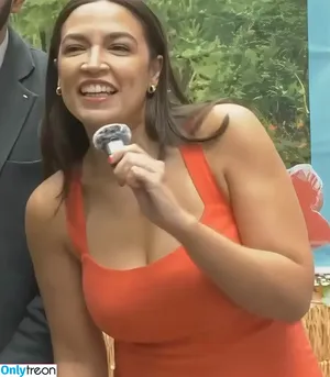 Alexandria Ocasio-Cortez / AOC / Alexandria Ocasio Cortez nude photo #0327