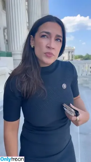 Alexandria Ocasio-Cortez / AOC / Alexandria Ocasio Cortez nude photo #0329
