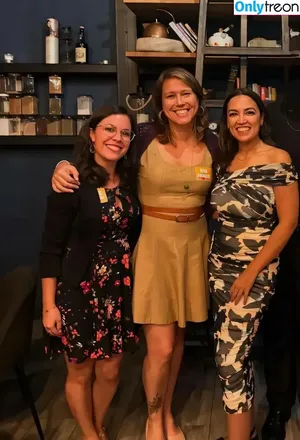 Alexandria Ocasio-Cortez / AOC / Alexandria Ocasio Cortez nude photo #0334